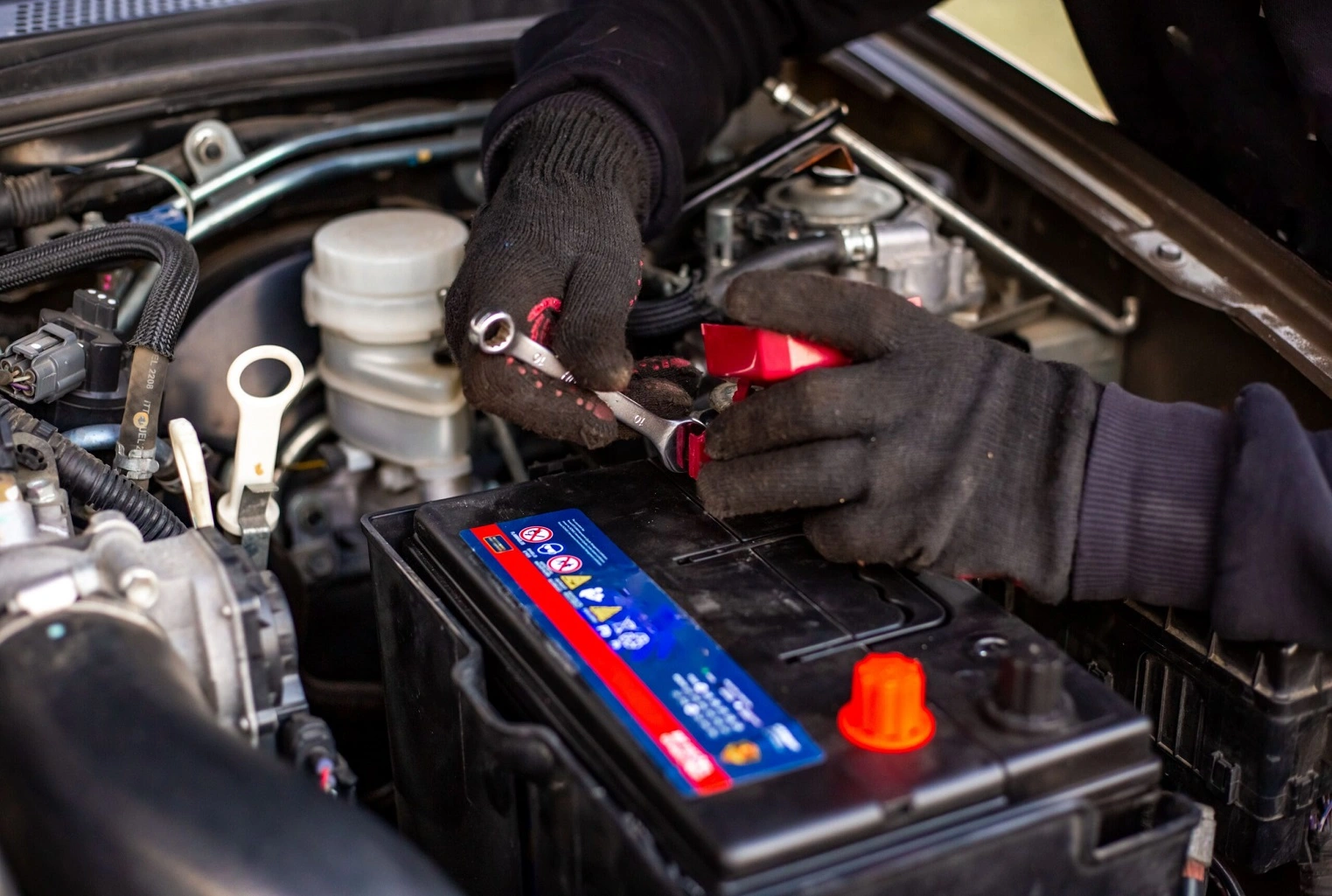 Vehicle battery maintenance in summer heat