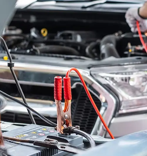connecting battery cables to jump start car